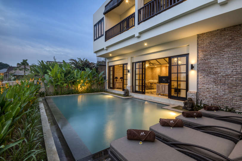 Wunderschöne 5-Sterne-Villa in bester Umalas-Lage, Bali Villa 2076