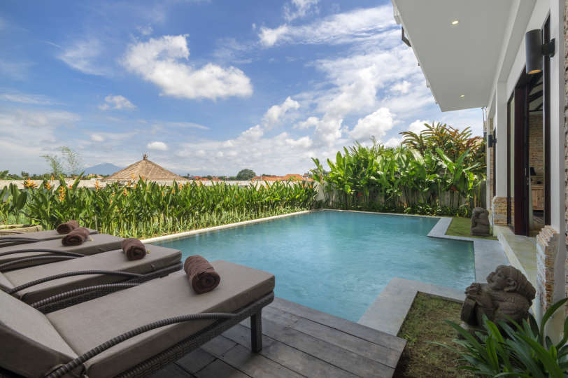 Wunderschöne 5-Sterne-Villa in bester Umalas-Lage, Bali Villa 2076