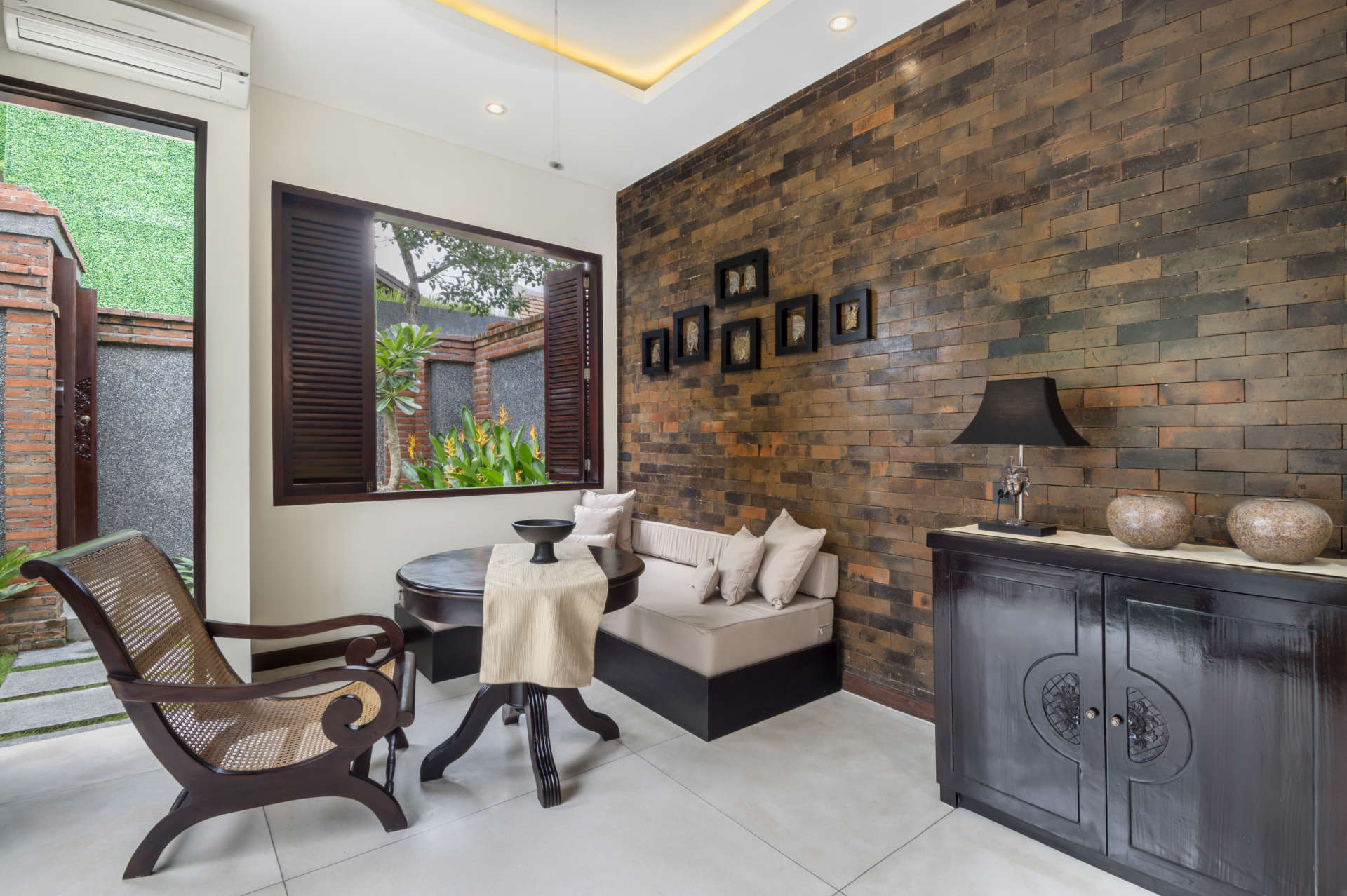 Exklusive Ferienvilla mit privatem Pool und Personal in Umalas, Bali Villa 2079