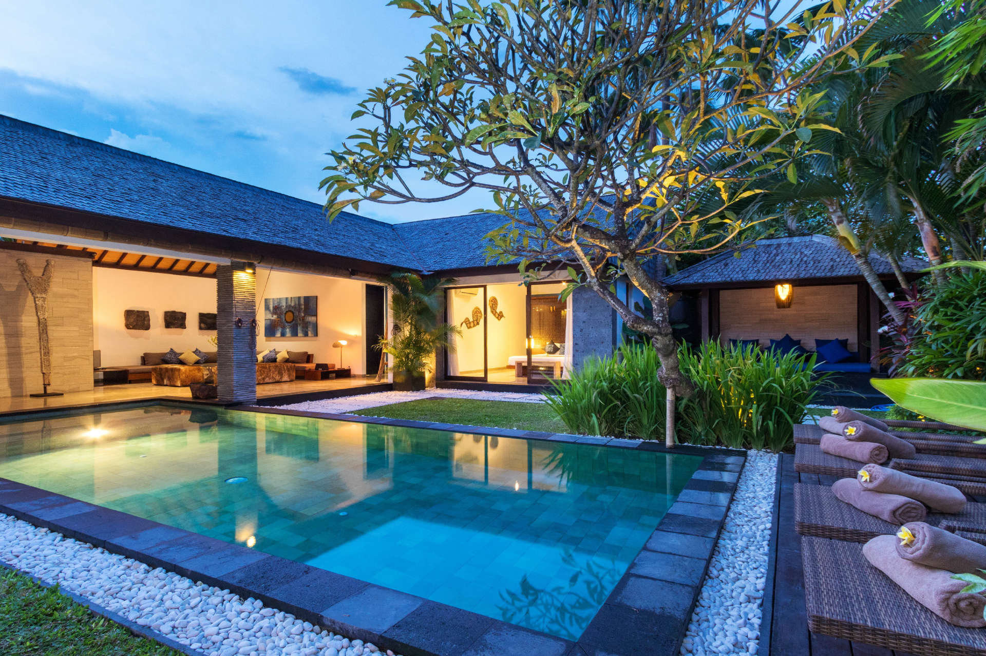 5-Sterne-Villa auf Bali, nur wenige Minuten vom Strand entfernt, Bali Villa 2080