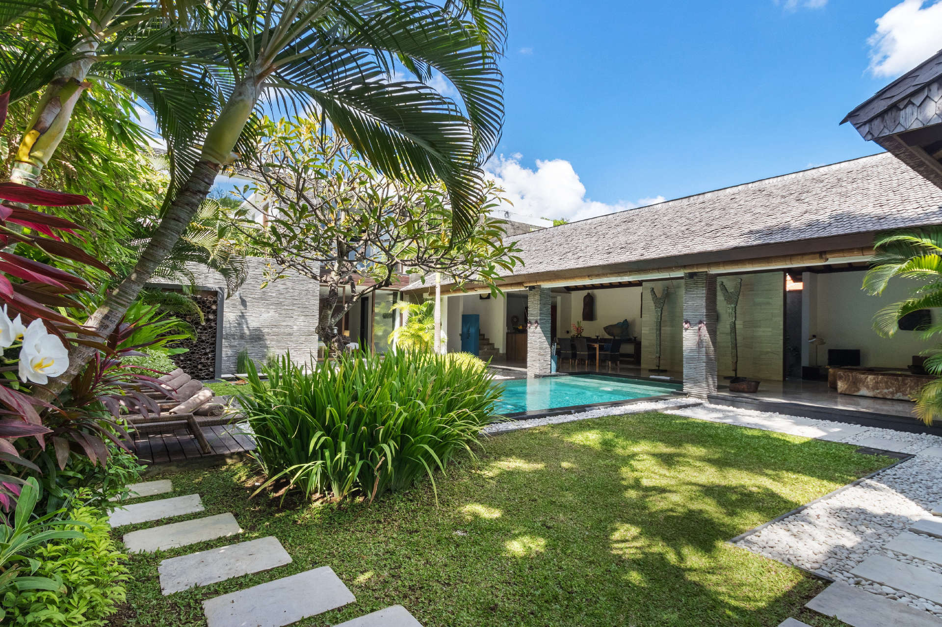 5-Sterne-Villa auf Bali, nur wenige Minuten vom Strand entfernt, Bali Villa 2080