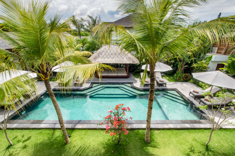 Sie werden diese luxuriöse Ferienvilla mit 12 Schlafzimmern und privatem Pool in Seminyak lieben, Villa Bali 2081