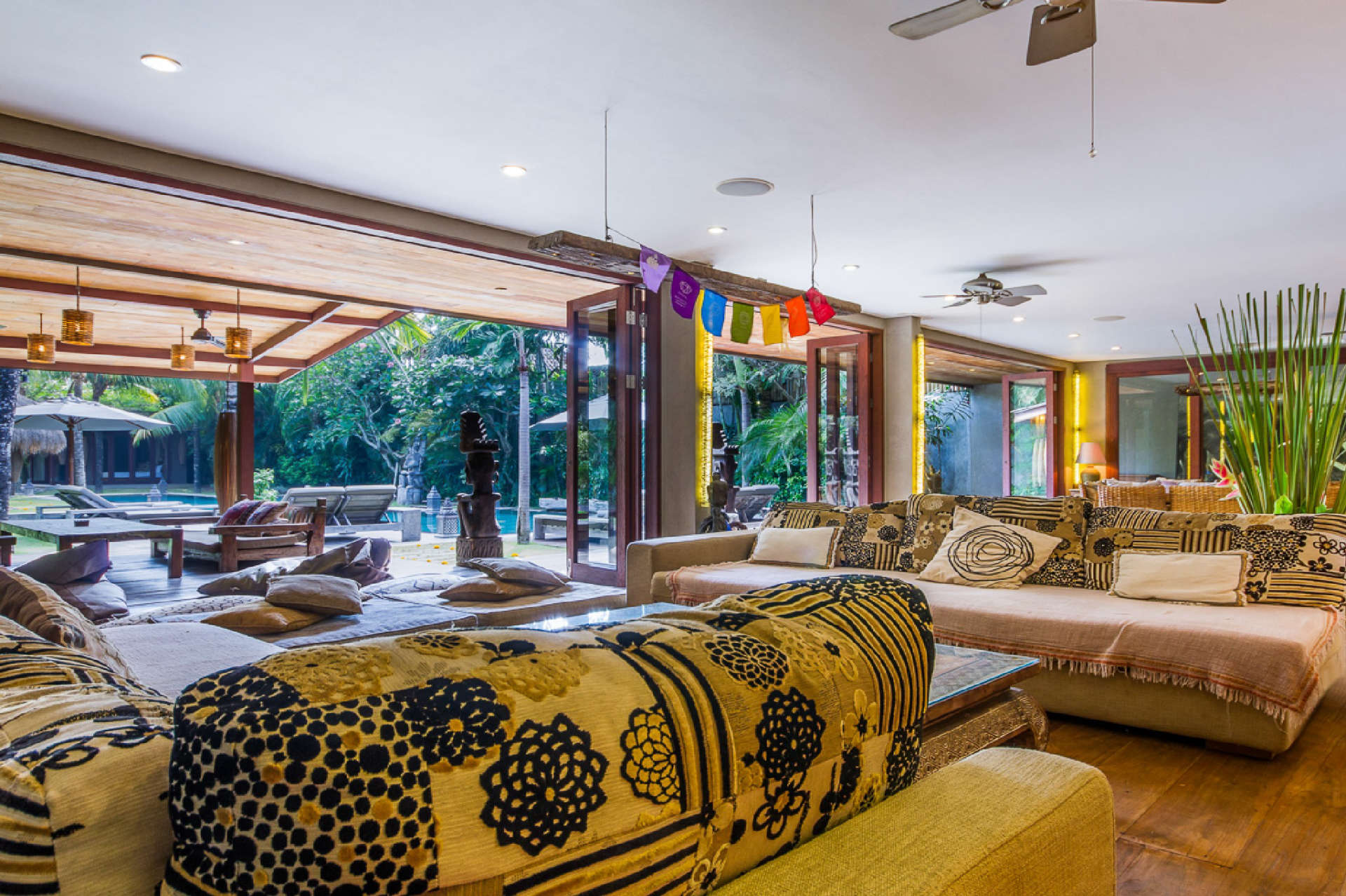 Mieten Sie eine Luxusvilla auf Bali in Strandnähe, Bali Villa 2086
