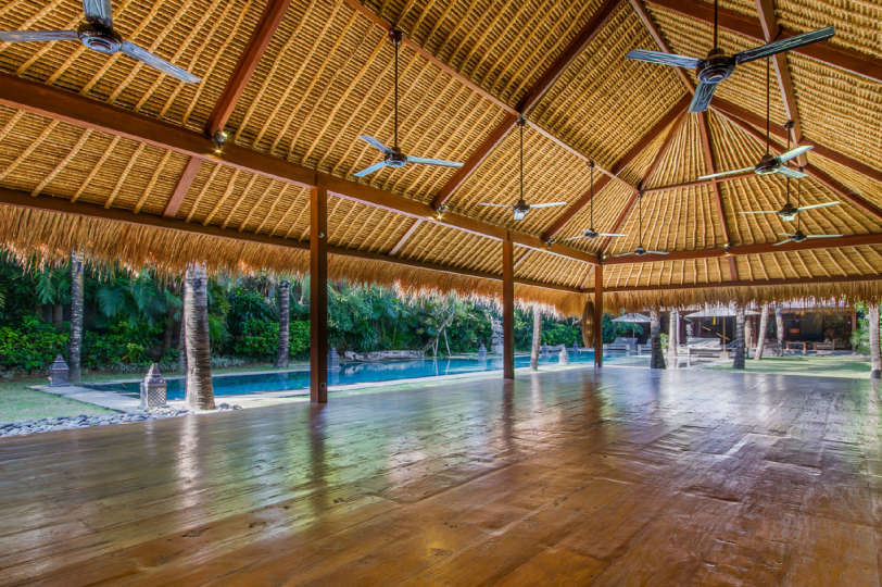 Mieten Sie eine Luxusvilla auf Bali in Strandnähe, Bali Villa 2086