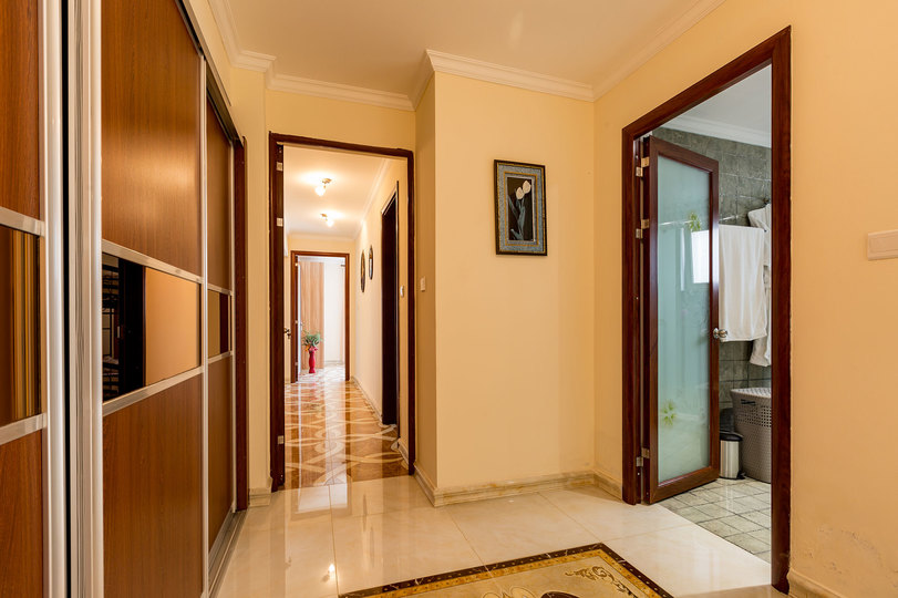 Stellen Sie sich vor, Sie mieten Ihre eigene 5-Sterne-Privatvilla am Strand auf Zypern, Paphos Villa 1410