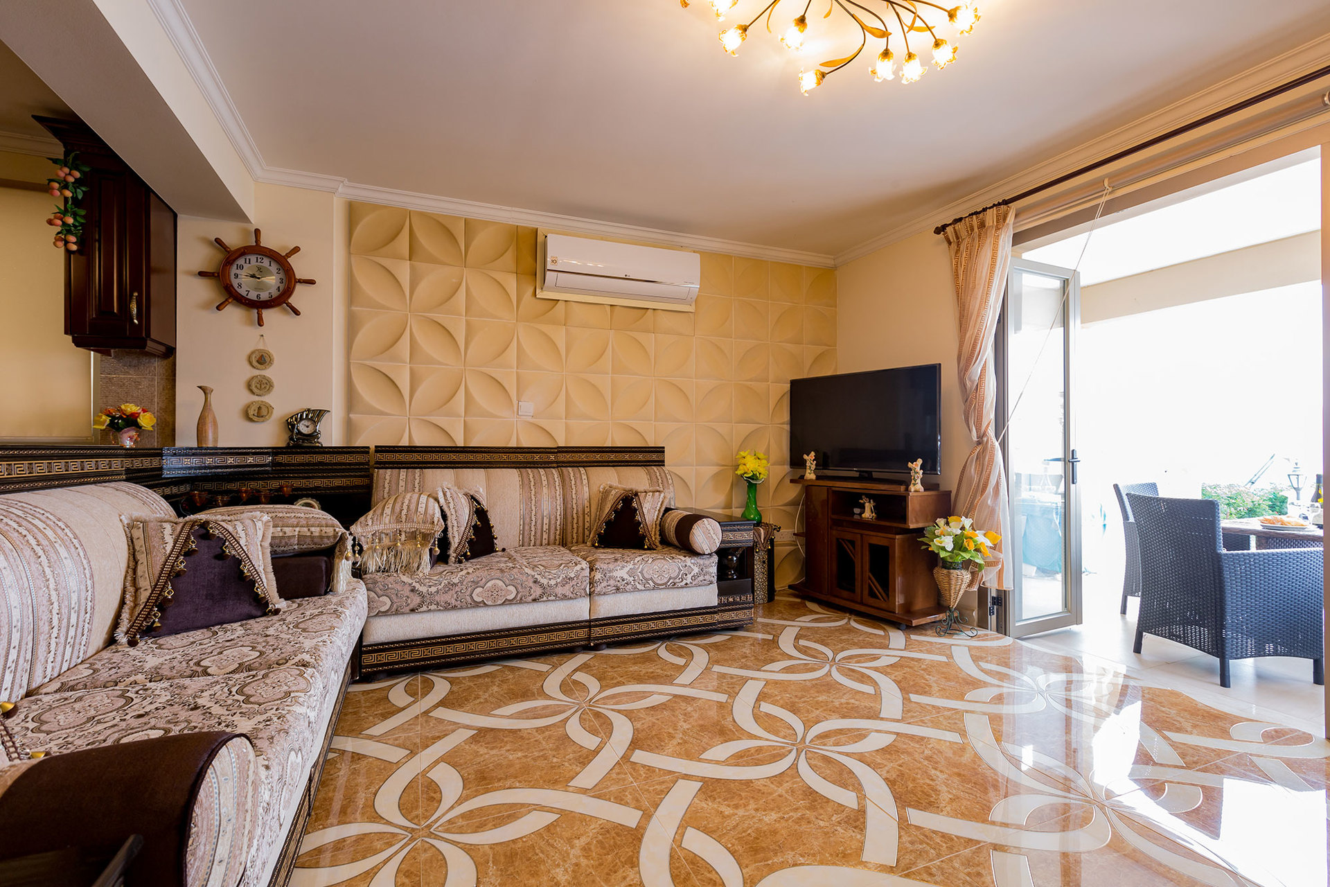 Stellen Sie sich vor, Sie mieten Ihre eigene 5-Sterne-Privatvilla am Strand auf Zypern, Paphos Villa 1410