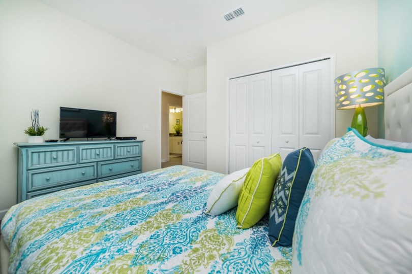 Endlich können Sie und Ihre Familie ein Luxushaus mit privatem Pool im Storey Lake Resort mieten, Townhome Orlando 1002
