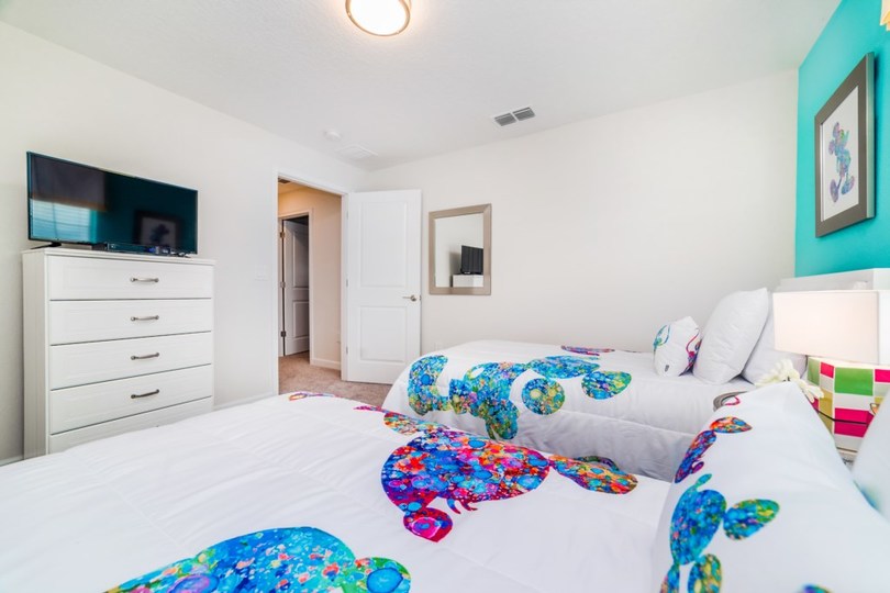 Endlich können Sie und Ihre Familie ein Luxushaus mit privatem Pool im Storey Lake Resort mieten, Townhome Orlando 1002