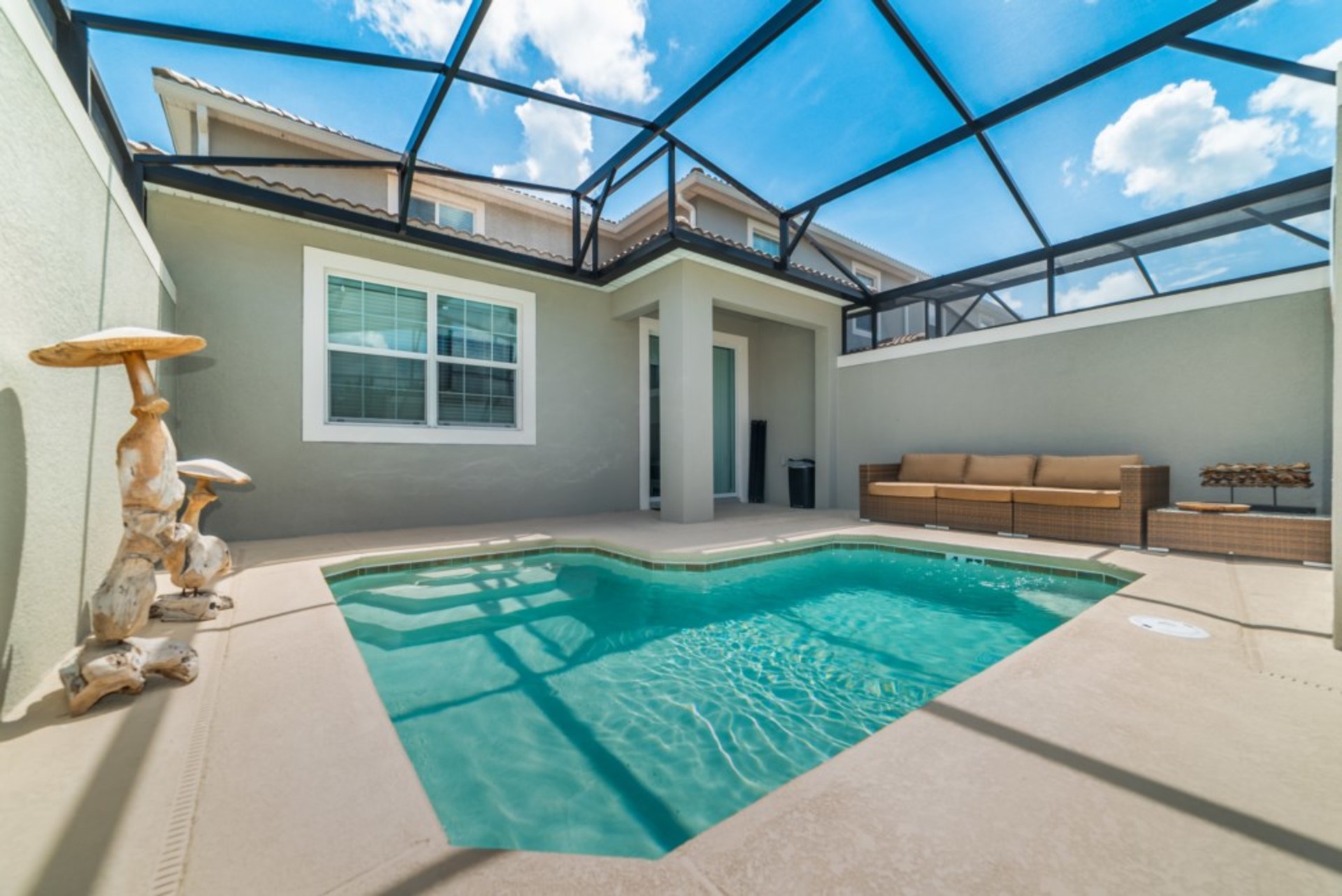 Endlich können Sie und Ihre Familie ein Luxushaus mit privatem Pool im Storey Lake Resort mieten, Townhome Orlando 1002