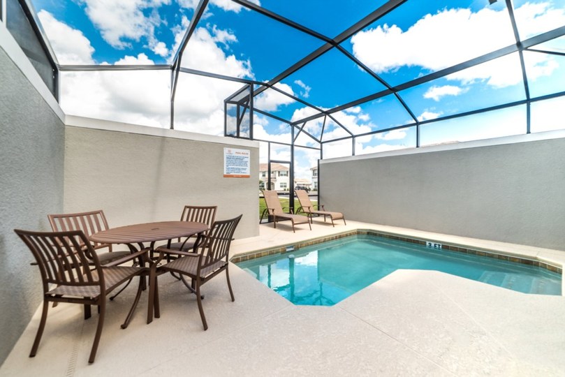 Sie und Ihre Familie werden dieses 5-Sterne-Haus mit privatem Pool im Storey Lake Resort, Townhome Orlando 6414, lieben