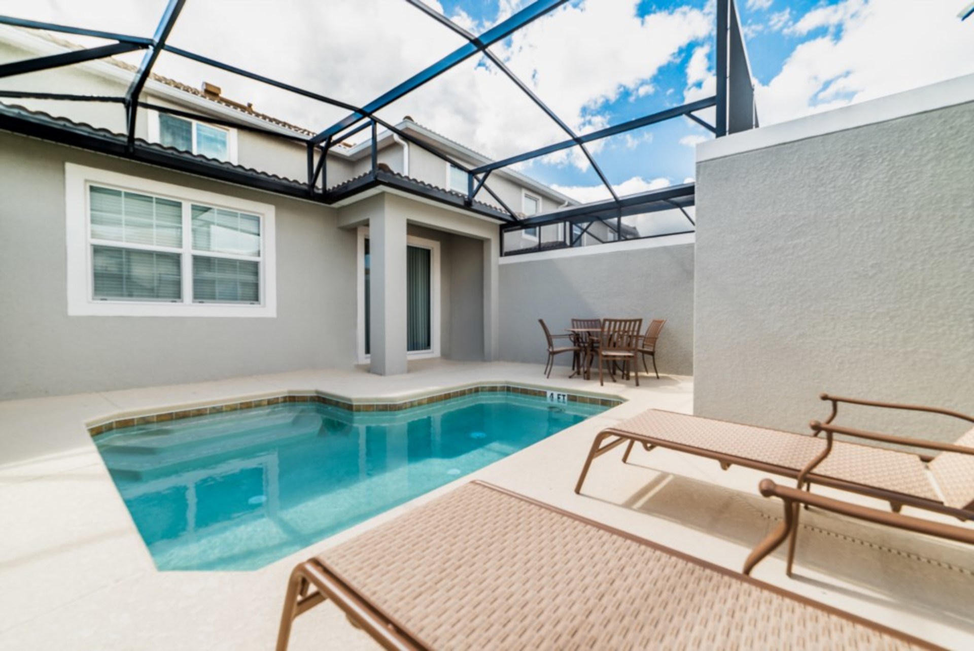 Sie und Ihre Familie werden dieses 5-Sterne-Haus mit privatem Pool im Storey Lake Resort, Townhome Orlando 6414, lieben