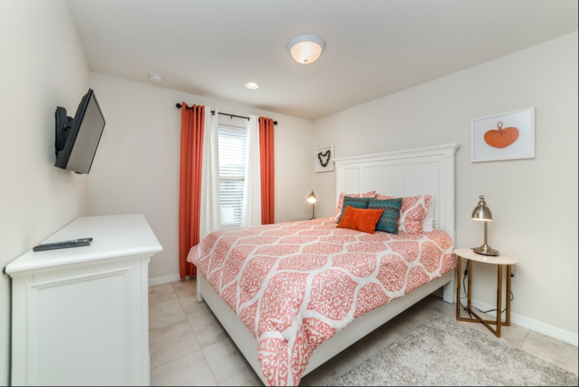 Stellen Sie sich vor, Sie mieten Ihr 5-Sterne-Haus mit privatem Pool in Windsor at Westside, Townhome Orlando 1006