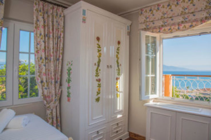 Privater Pool und atemberaubende Aussicht, Korfu Villa 1000