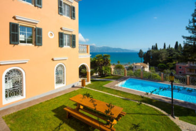 Privater Pool und atemberaubende Aussicht, Korfu Villa 1000