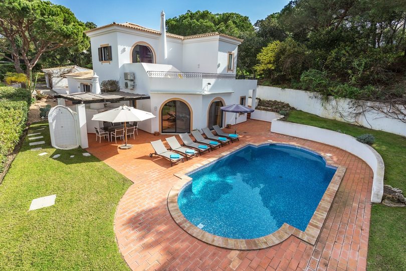 5-Sterne-Villa Pinheiro – Luxus mit privatem Pool und Garten