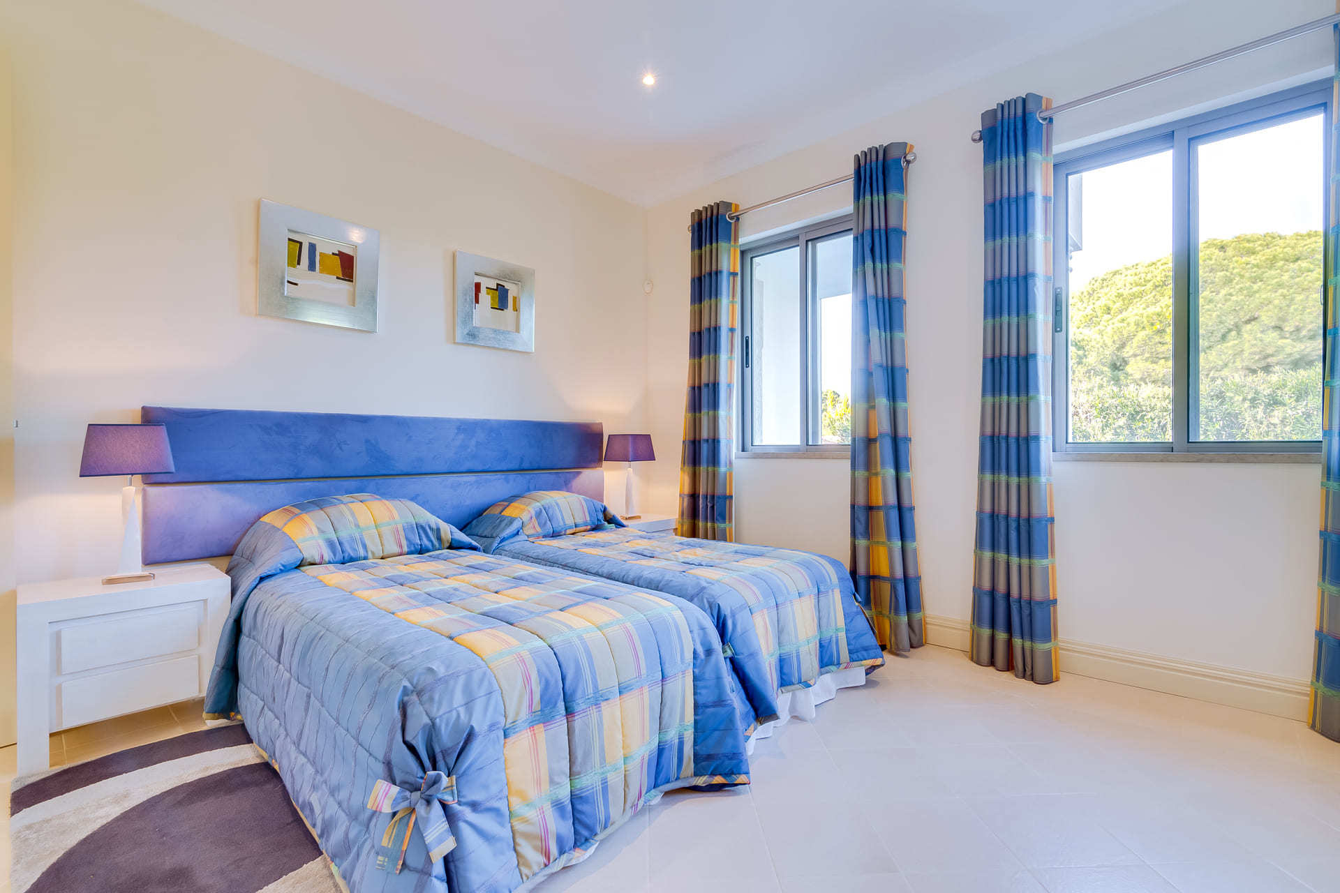 Luxuriöses Familiendomizil mit privatem Pool – Quinta do Lago Villa 1039