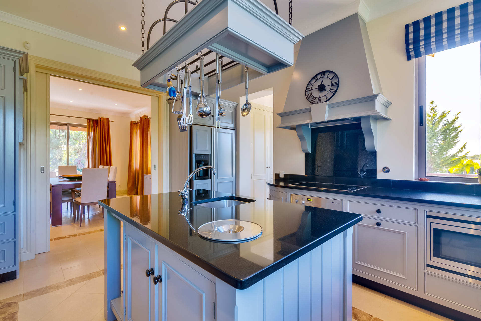 Luxuriöses Familiendomizil mit privatem Pool – Quinta do Lago Villa 1039