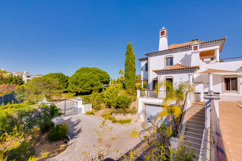 Luxuriöses Familiendomizil mit privatem Pool – Quinta do Lago Villa 1039