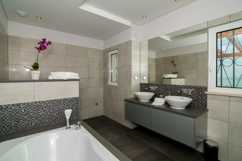 5-Sterne-Villa Alegria – Luxuriöser Meerblick & Pool-Refugium
