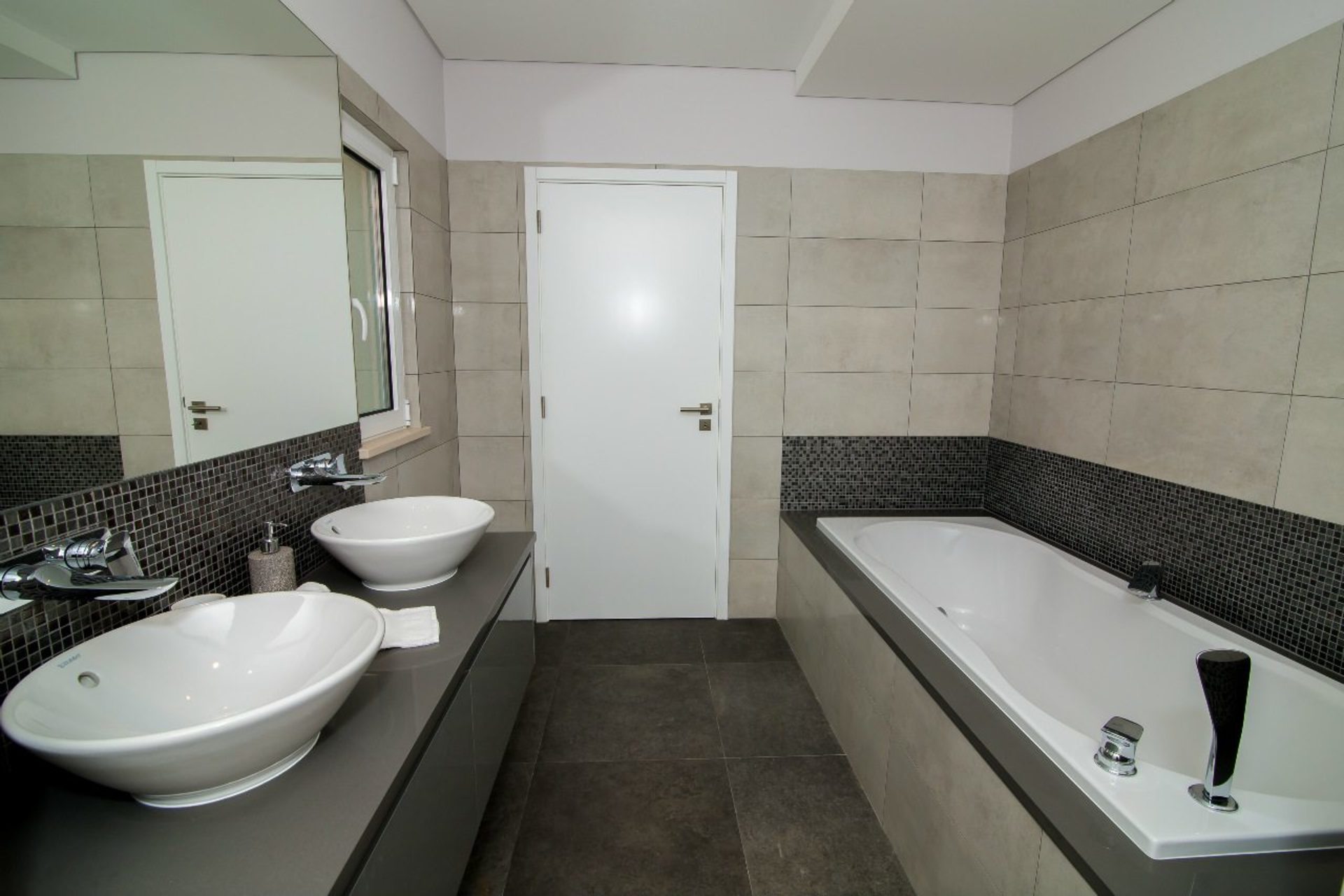 5-Sterne-Villa Alegria – Luxuriöser Meerblick & Pool-Refugium