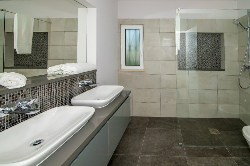 5-Sterne-Villa Alegria – Luxuriöser Meerblick & Pool-Refugium
