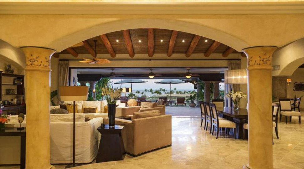 Glückseligkeit am Pool erwartet Sie, Cabo San Lucas Villa 1006