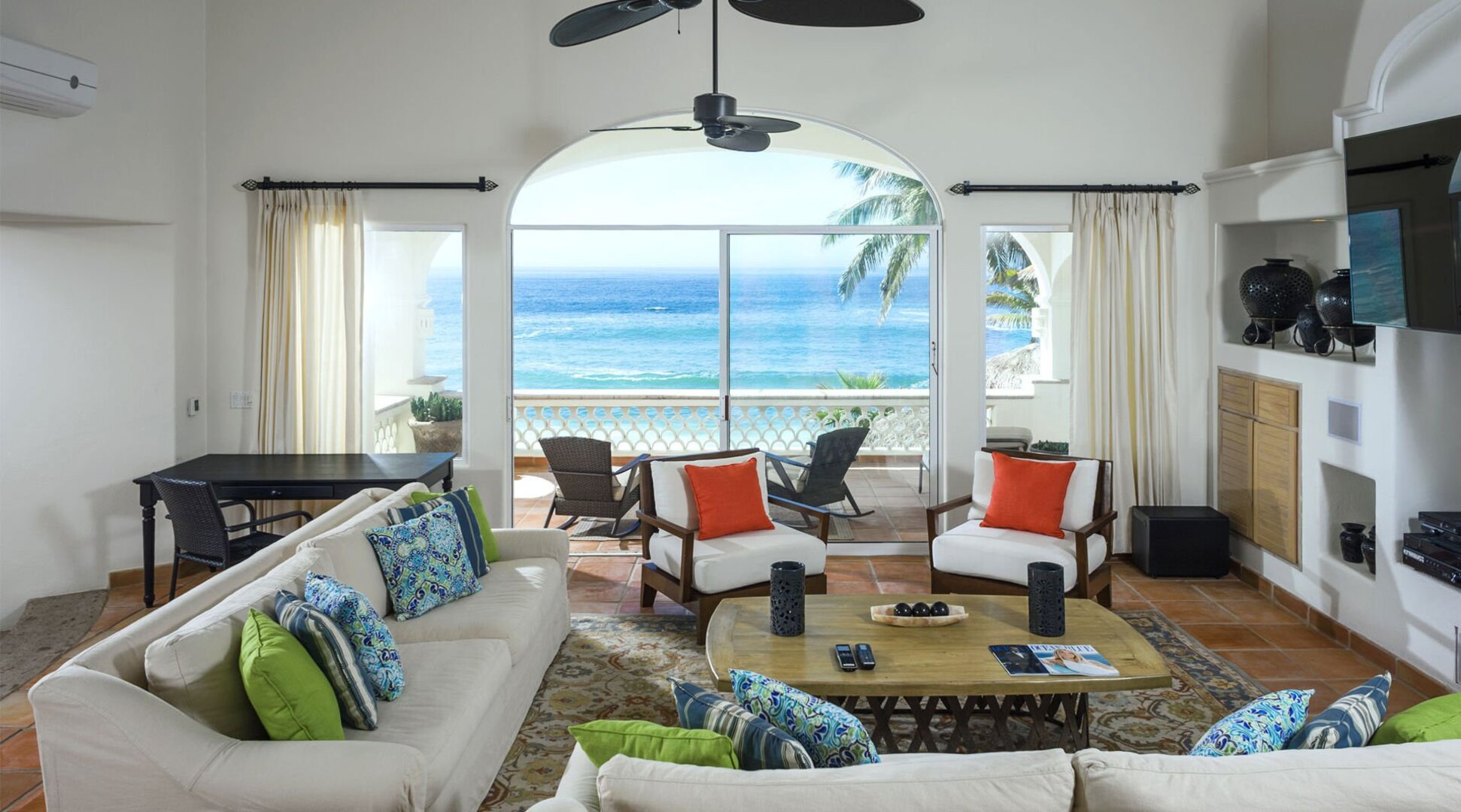 Stellen Sie sich Ihre Familie in einer Luxusvilla in der Nähe von San José, San Jose Del Cabo 1010 vor