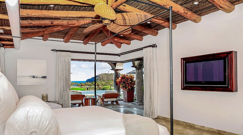Exklusive Strandvilla mit privatem Pool erwartet Sie