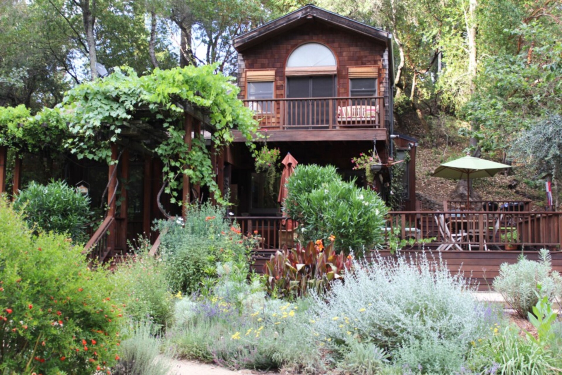 Charmantes Haus mit privatem Pool in wunderschöner Lage, Sonoma House 1008