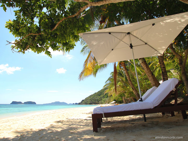 Exklusive 5-Sterne-Villa mit Baldachin im Pangulasian Island Resort, El Nido Villa 1012