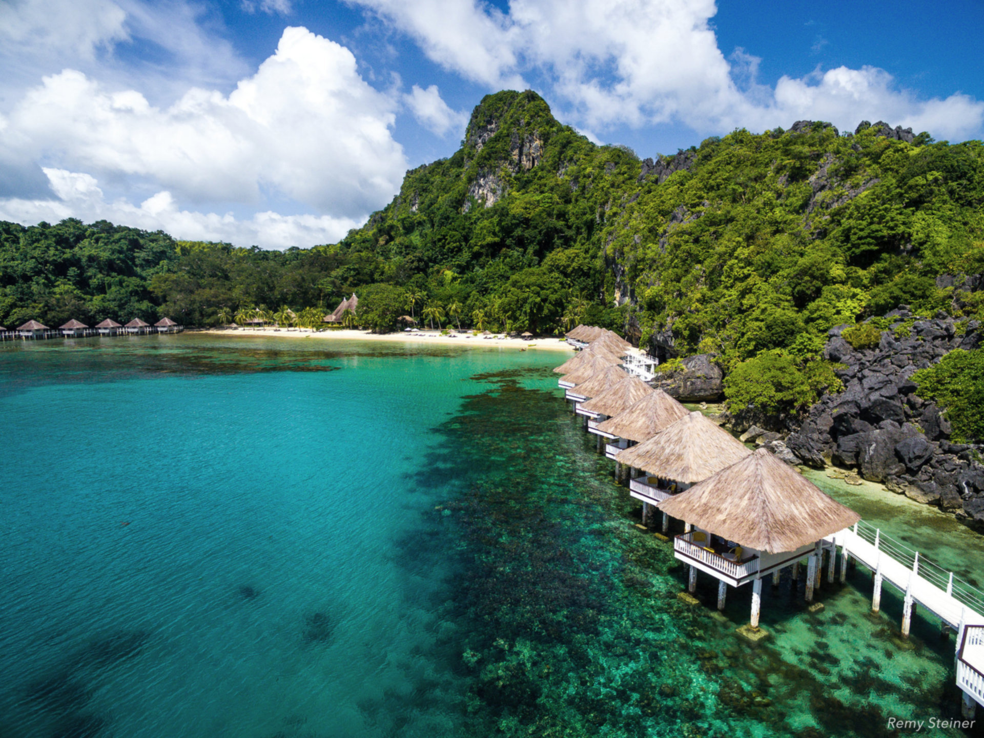 Exklusives 5-Sterne-Wasser-Cottage im Apulit Island Resort, El Nido Cottage 1001