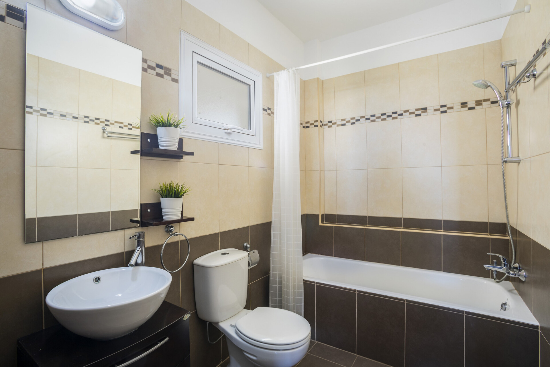 Stellen Sie sich vor, Sie und Ihre Familie mieten dieses perfekte Ferienapartment nur wenige Minuten vom Strand entfernt, Protaras Apartment 1415