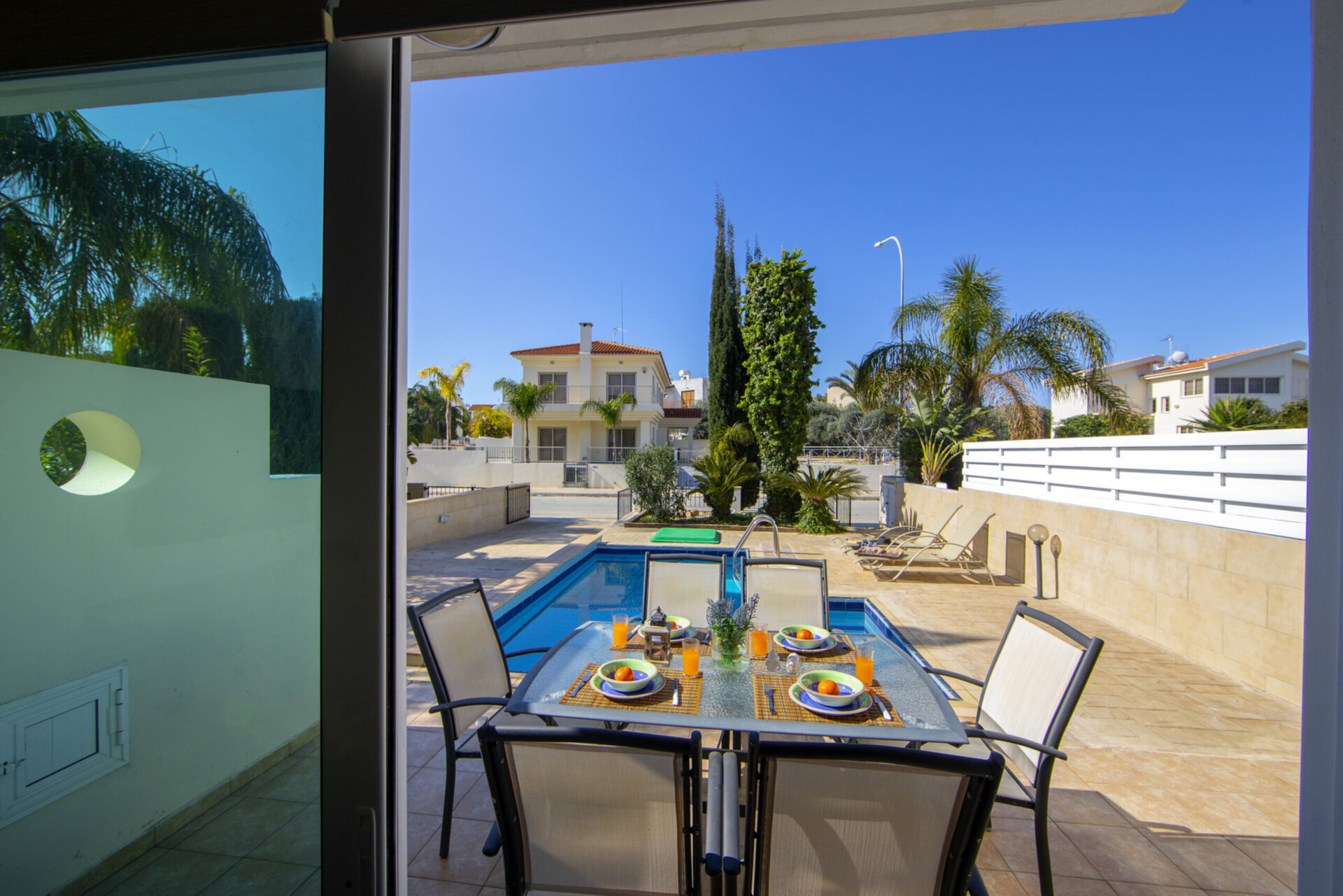 Sie und Ihre Familie werden diese 5-Sterne-Villa mit privatem Pool in der Nähe der Fig Tree Bay, Protaras Villa 1430, lieben