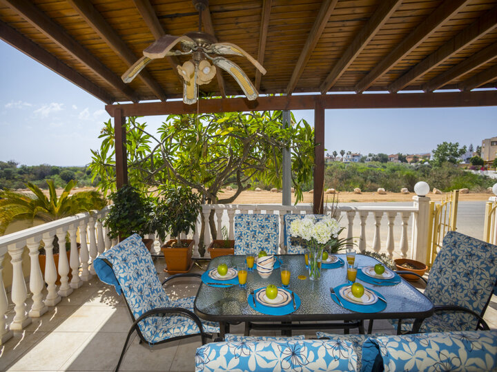 Endlich können Sie die perfekte Luxusvilla nur wenige Minuten vom Strand entfernt mieten, Protaras Villa 1437