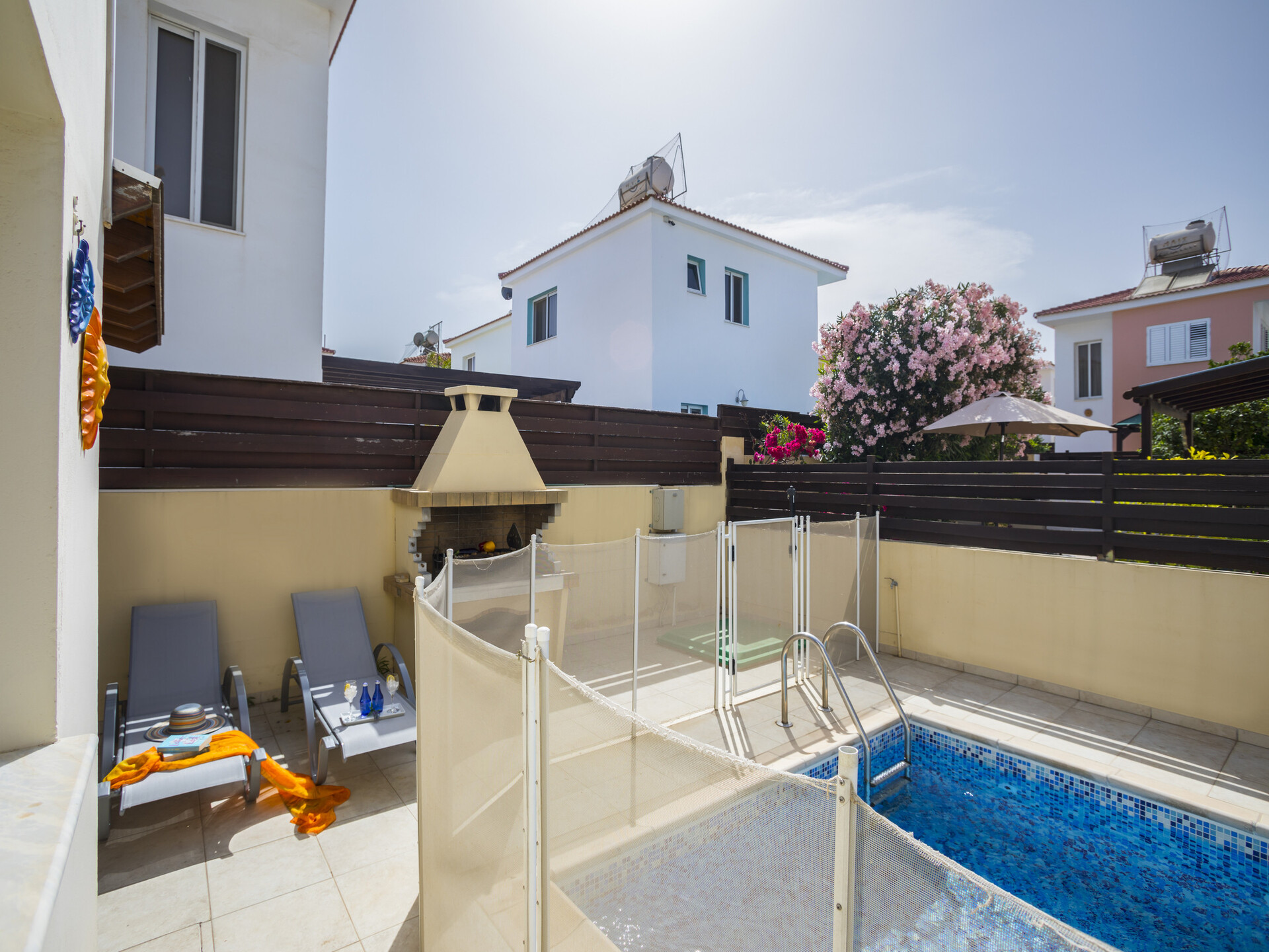 Endlich können Sie die perfekte Luxusvilla nur wenige Minuten vom Strand entfernt mieten, Protaras Villa 1437