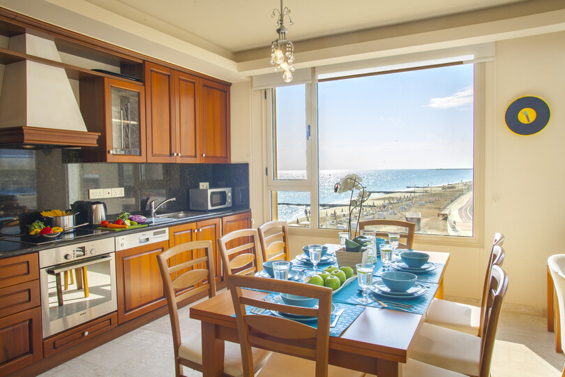 Stellen Sie sich vor, Sie und Ihre Familie mieten dieses perfekte Ferienapartment nur wenige Minuten vom Strand entfernt, Larnaca Apartment 1390