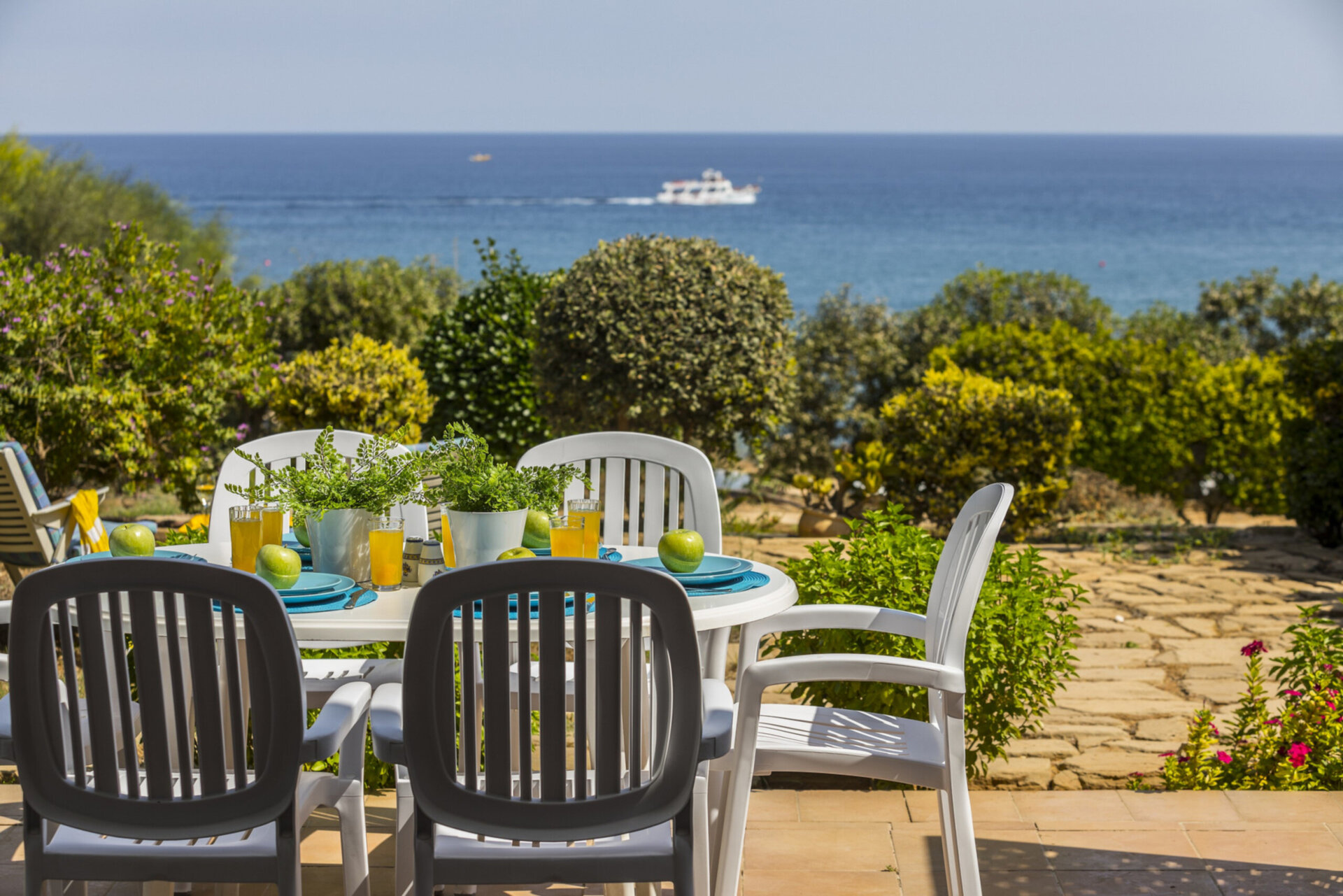 Stellen Sie sich vor, Sie und Ihre Familie mieten dieses Haus am Strand, Protaras Apartment 1450