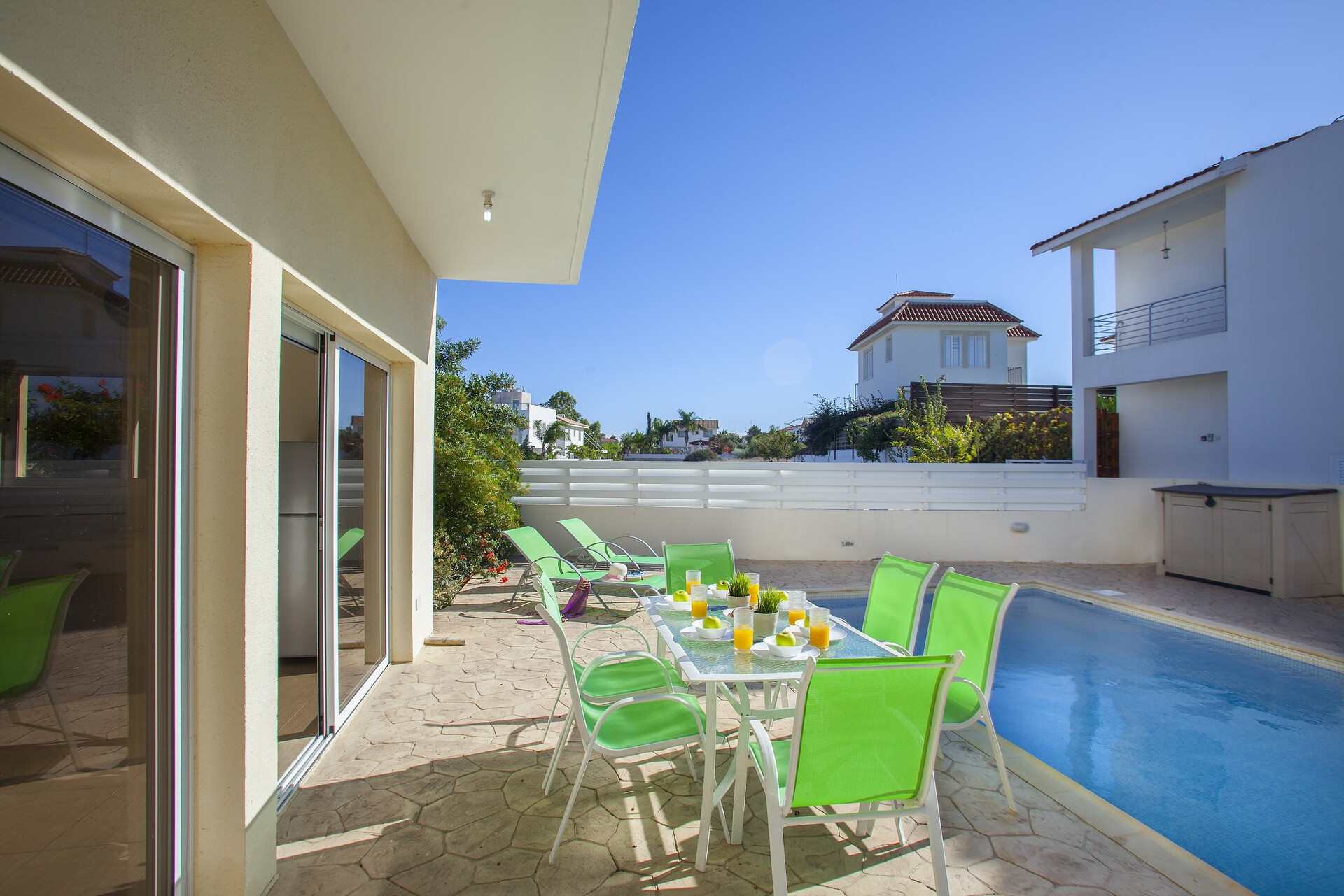 Stellen Sie sich vor, Sie und Ihre Familie mieten diese Luxusvilla in Protaras, nur wenige Minuten vom Strand entfernt, Protaras Villa 1477