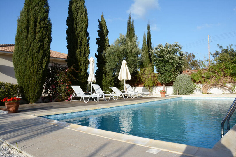 So mieten Sie Ihre eigene Villa in Paphos mit fantastischem Privatpool, Paphos Villa 1418