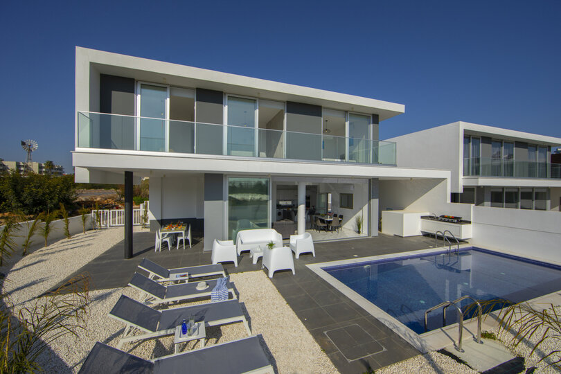 Stellen Sie sich vor, Sie und Ihre Familie mieten diese Luxusvilla in Protaras, nur wenige Minuten vom Strand entfernt, Protaras Villa 1503