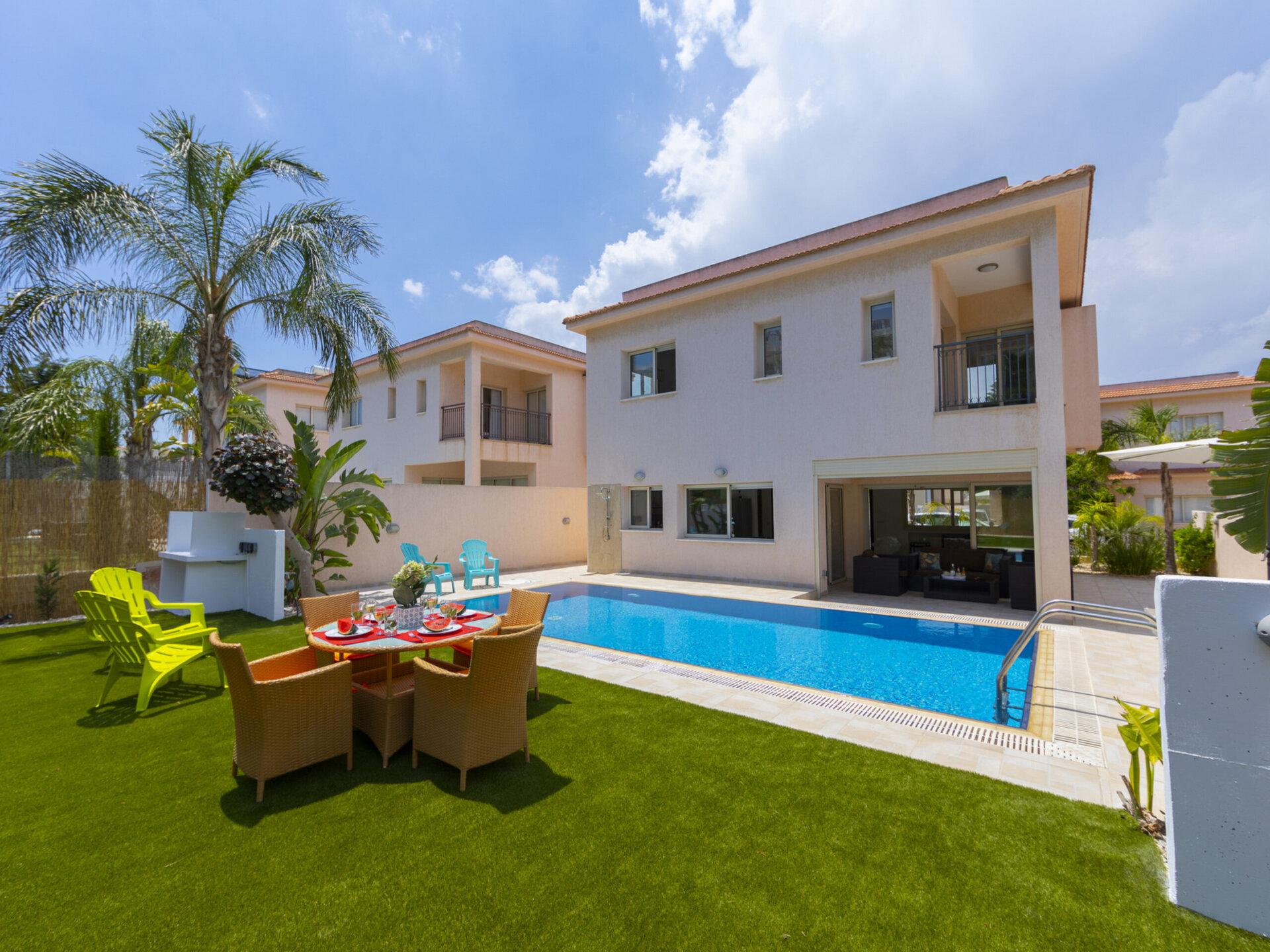 Endlich können Sie die perfekte Luxusvilla in Pernera in Strandnähe mieten, Protaras Villa 1506