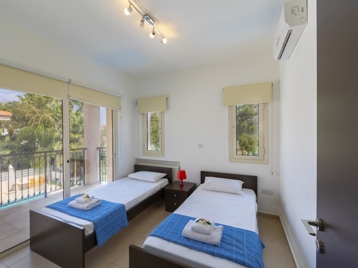 Endlich können Sie die perfekte Luxusvilla in Pernera in Strandnähe mieten, Protaras Villa 1506
