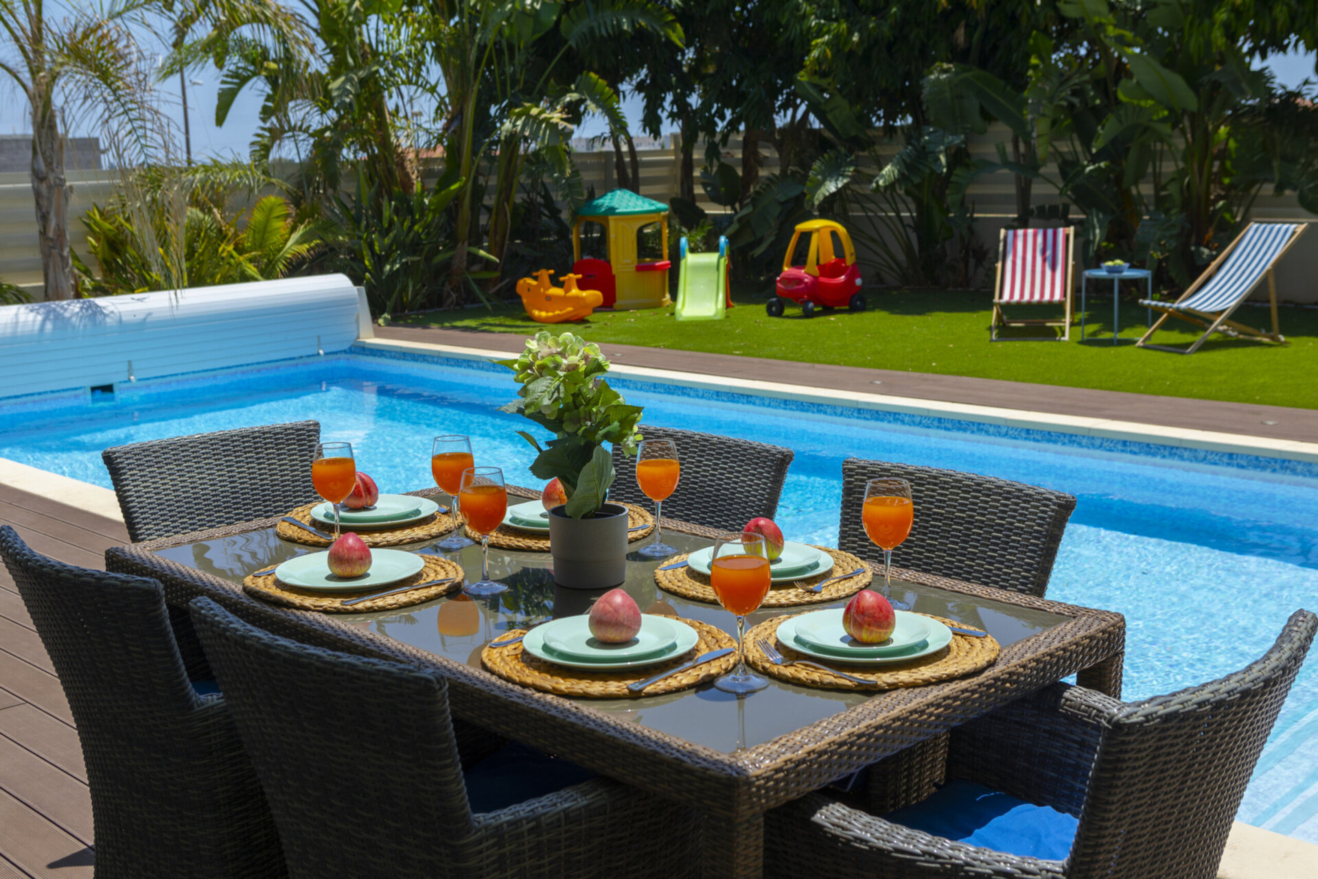 Bild Mieten Sie Ihre 5-Sterne-Villa mit wunderschönem Privatpool, Larnaca Villa 1397