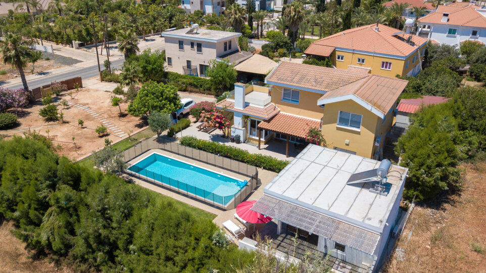 Sie und Ihre Familie werden diese 5-Sterne-Villa mit privatem Pool, Ayia Napa Villa 1372, lieben