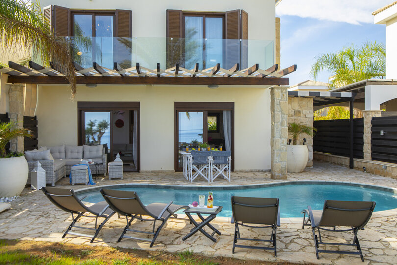So mieten Sie Ihre eigene Villa mit Meerblick, Protaras Villa 1524