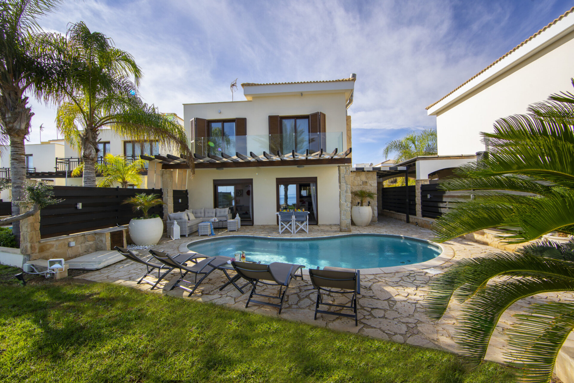 So mieten Sie Ihre eigene Villa mit Meerblick, Protaras Villa 1524