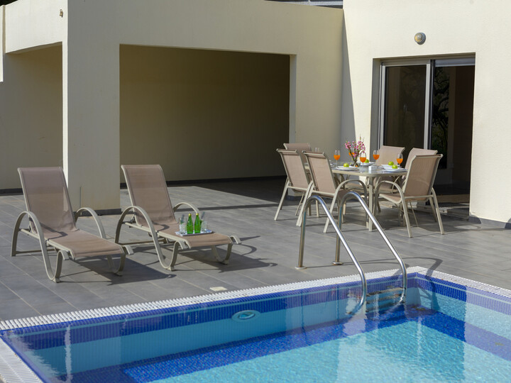 Mieten Sie Ihre 5-Sterne-Villa mit privatem Pool – Protaras Villa 1525