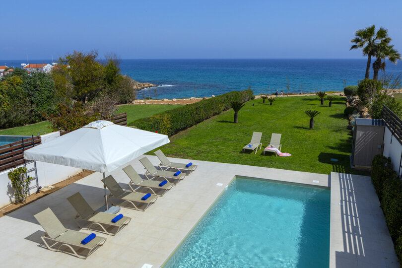 Sie und Ihre Familie werden diese 5-Sterne-Strandvilla, Protaras Villa 1536, lieben