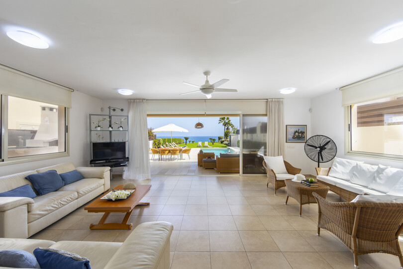 Sie und Ihre Familie werden diese 5-Sterne-Strandvilla, Protaras Villa 1536, lieben