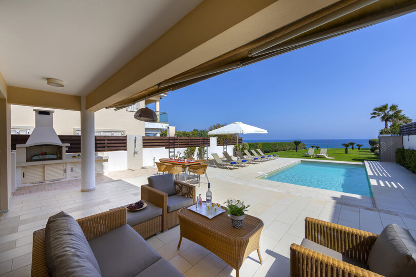 Sie und Ihre Familie werden diese 5-Sterne-Strandvilla, Protaras Villa 1536, lieben